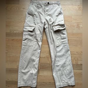 Women’s Size 2 Cargo pants